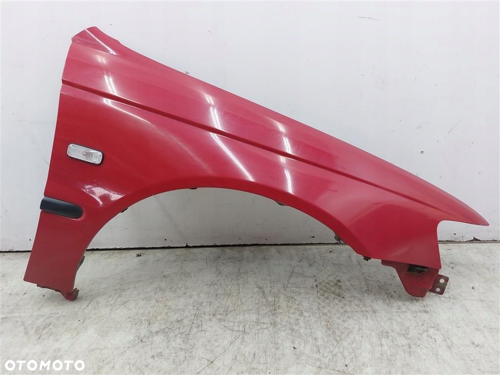 Błotnik przedni prawy Honda Accord VI  1998-2002  CZERWONY - 1