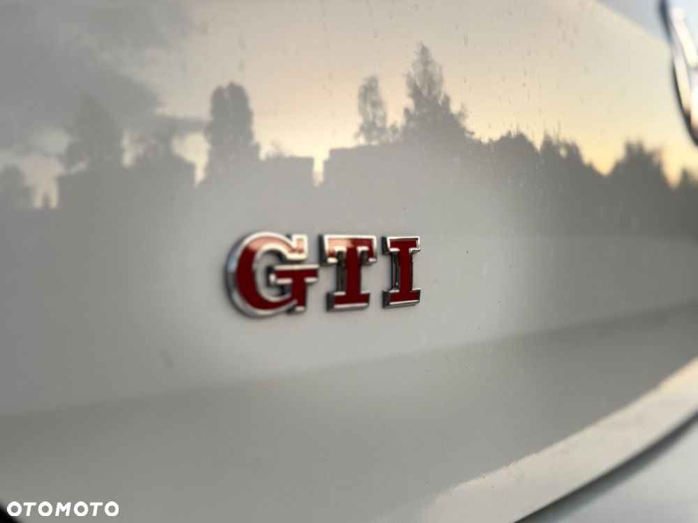 Volkswagen Golf GTI Performance BlueMotion Technology DSG - 8
