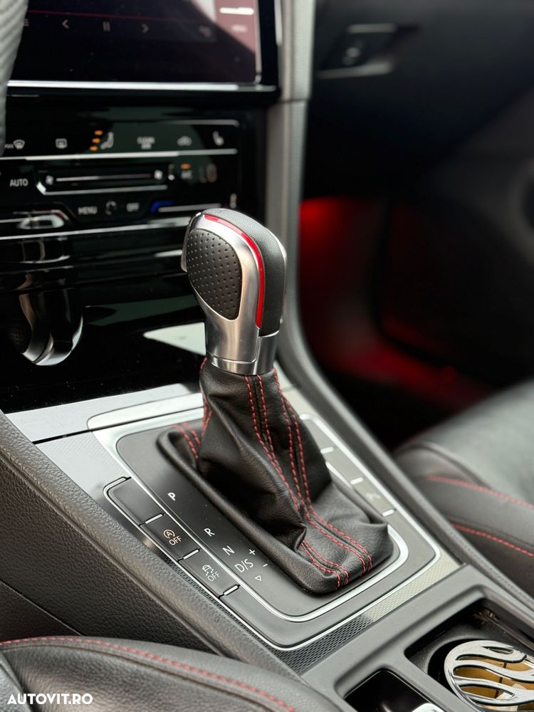 Volkswagen Golf 2.0 TSI BMT DSG GTI Performance - 14