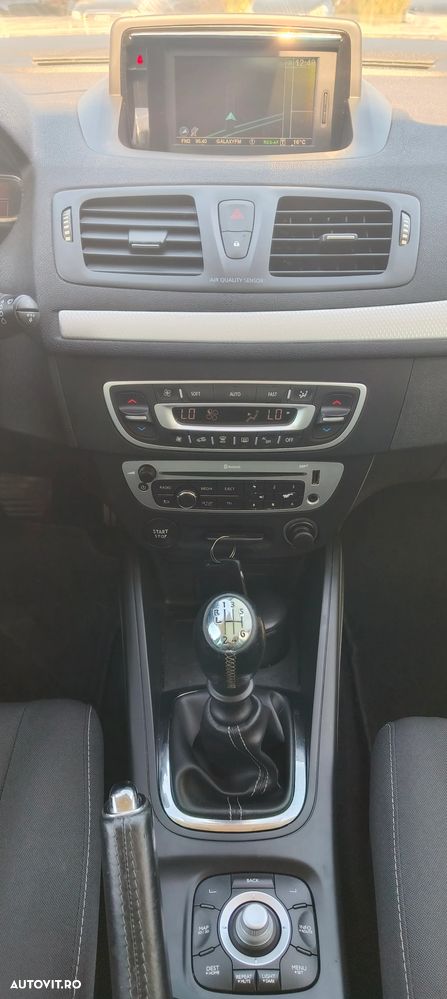 Renault Megane 1.5 dCi Dynamique - 8