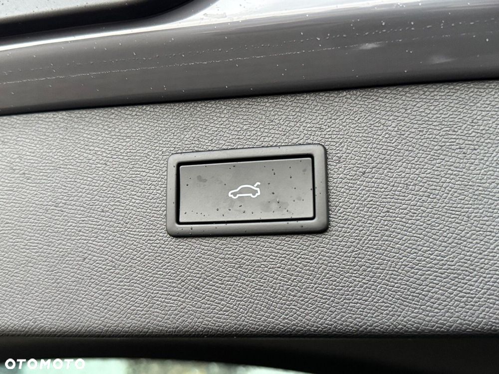 Cupra Formentor 1.5 eTSI mHEV DSG - 11