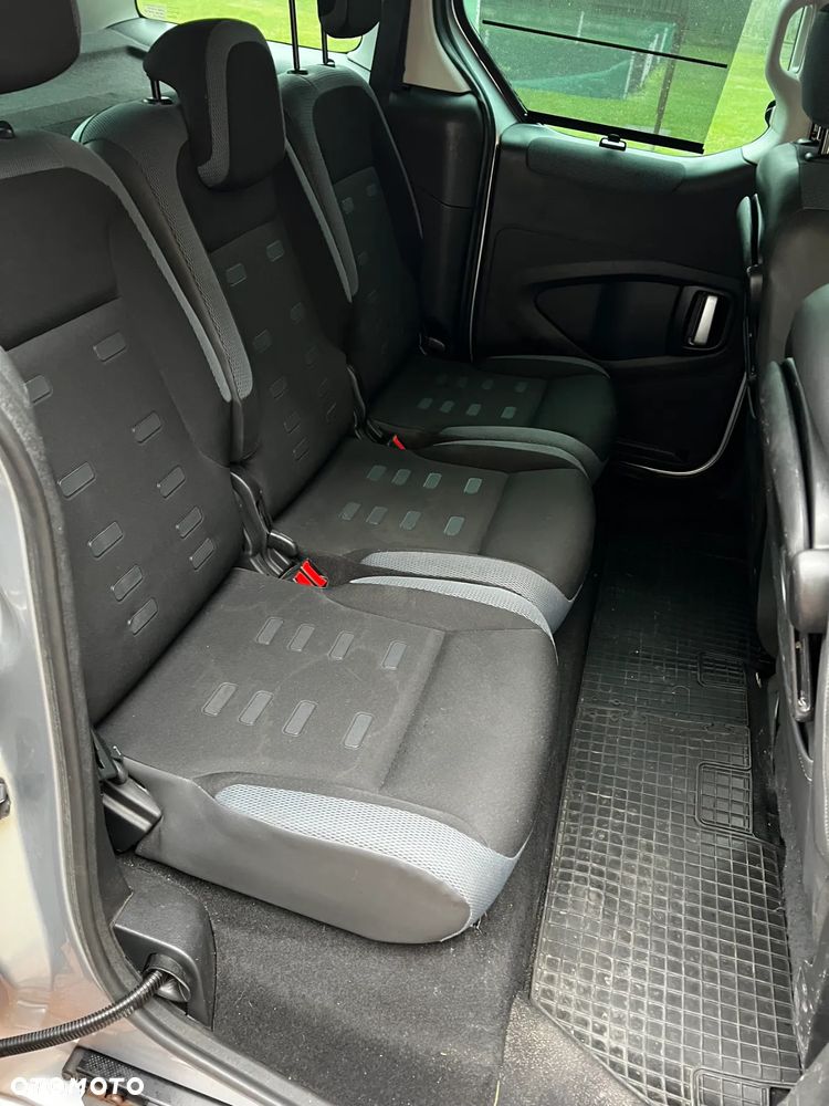 Citroën Berlingo ver-1-6-hdi-xtr - 17