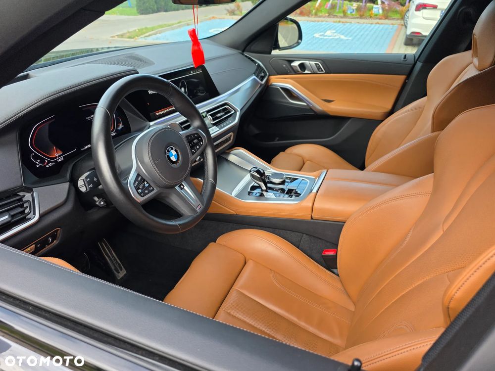 BMW X6 xDrive40i - 24