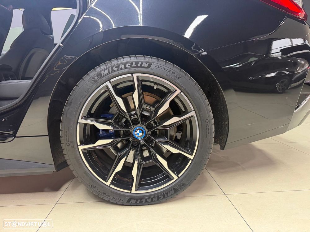 BMW i4 M50 Gran Coupe - 15