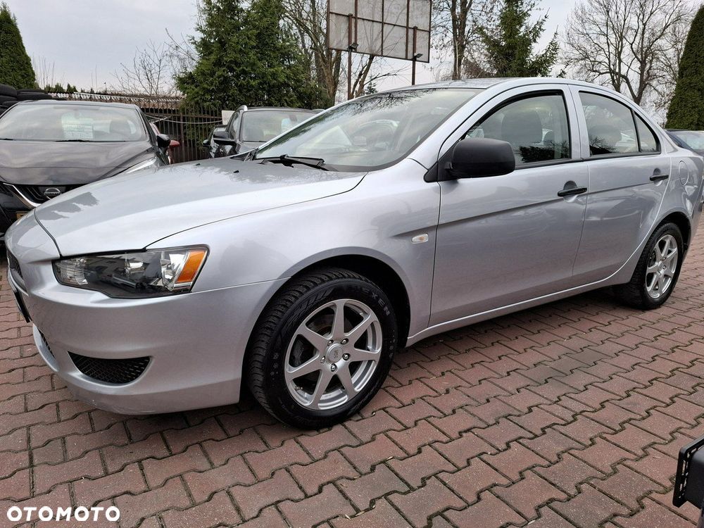 Mitsubishi Lancer - 5