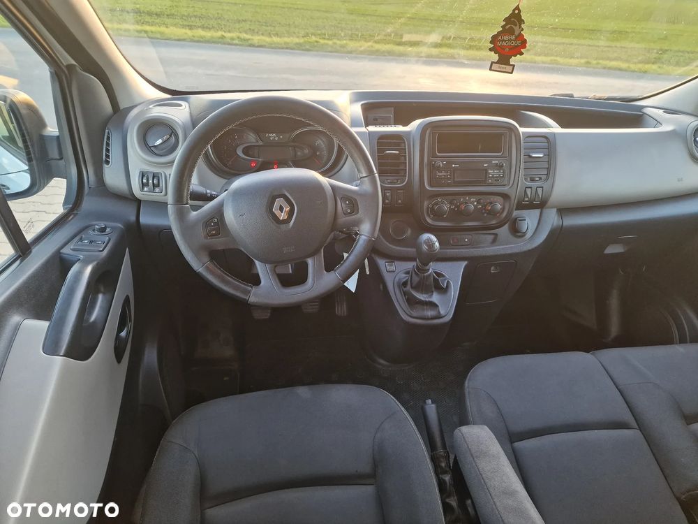 Renault Trafic - 21