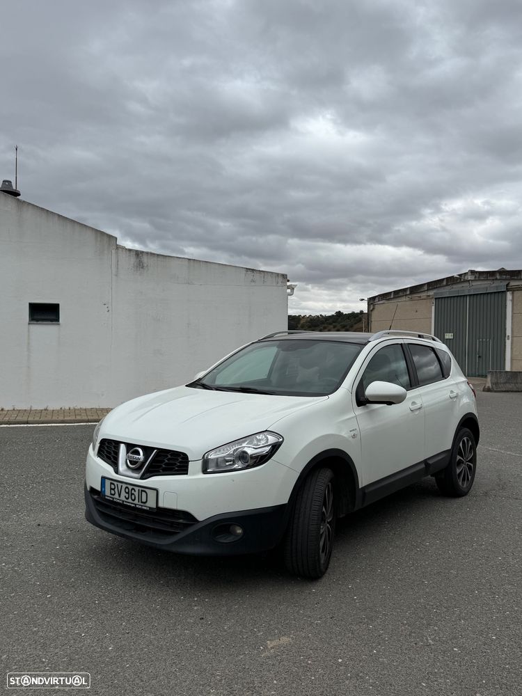 Nissan Qashqai 1.6 dCi Tekna Premium 360 - 2