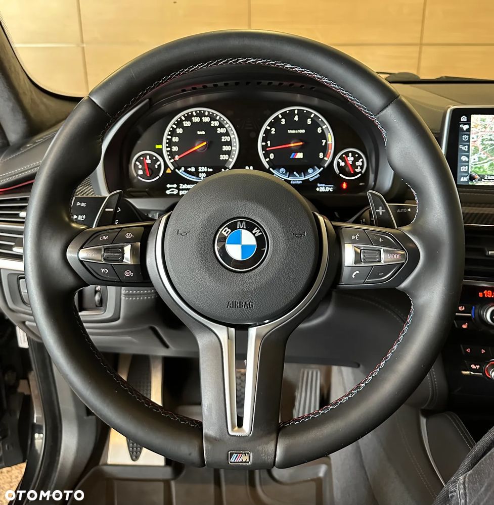 BMW X6M - 10