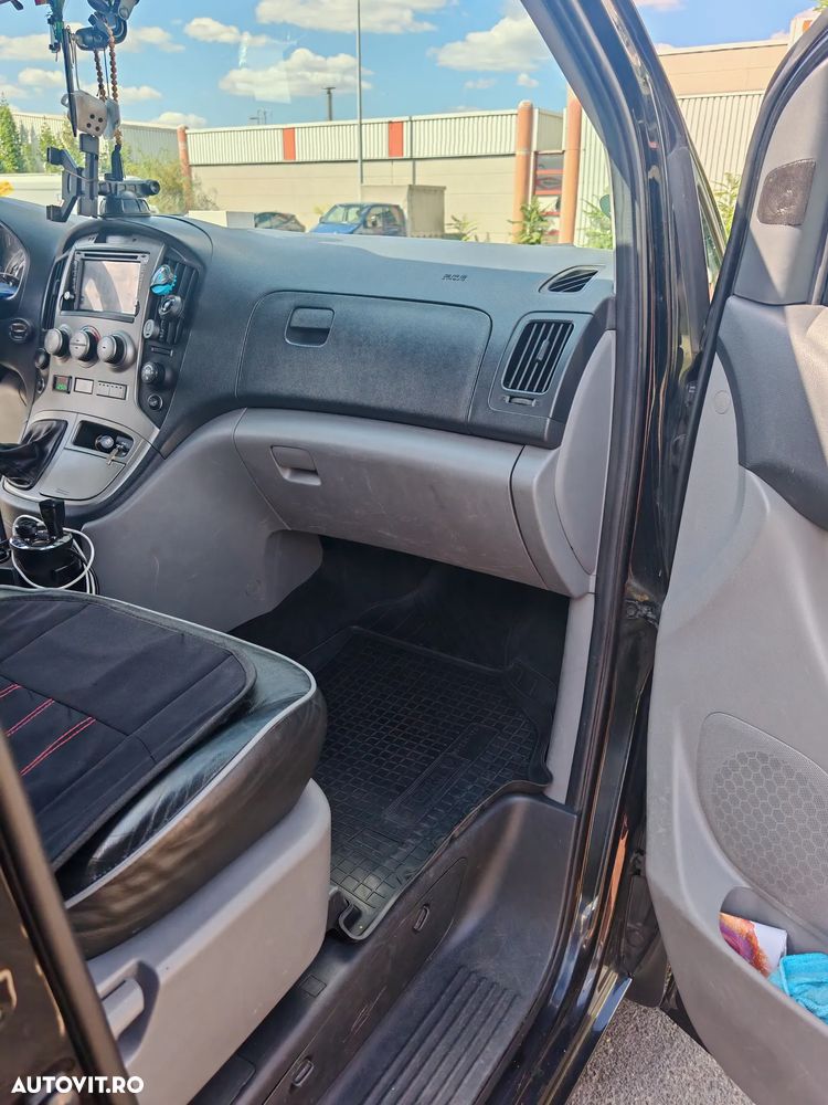 Hyundai H-1 Starex - 13