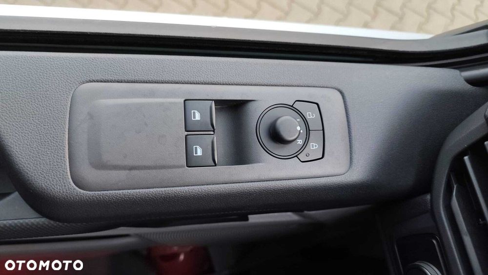 Ford transit-custom Ford Transit Custom Brygadowy 2.0l Diesel 150 KM MANUAL - 17