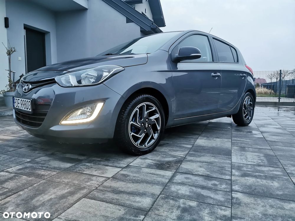 Hyundai i20 1.4 Automatik Comfort - 2