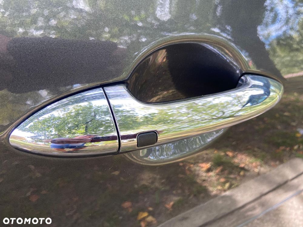 Kia Venga 1.6 CRDi 128 Platinum Edition - 10