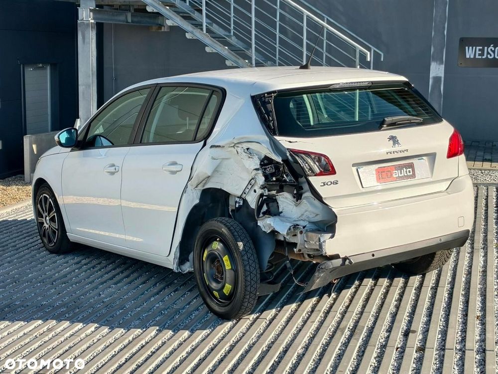 Peugeot 308 - 5