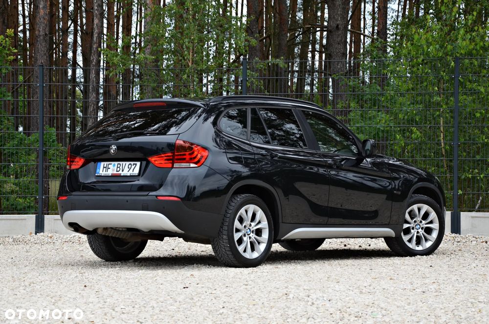 BMW X1 sDrive18d Sport Line - 22