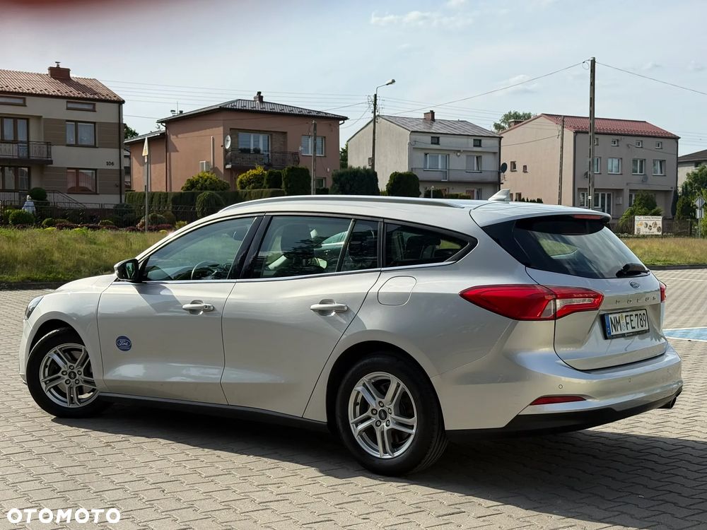 Ford Focus 2.0 TDCi Titanium ASS - 9