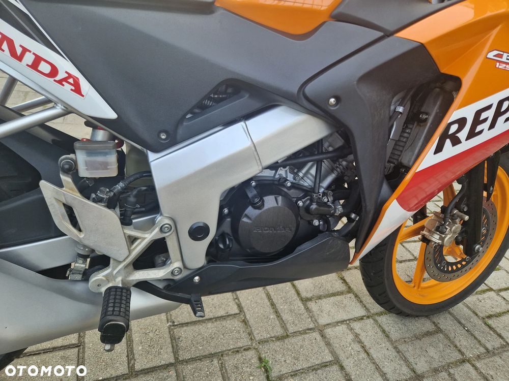 Honda CBR - 7