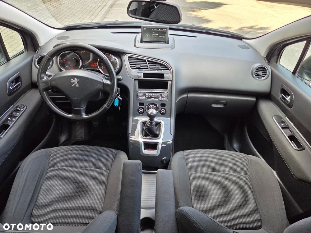 Peugeot 5008 HDI 115 Active - 8