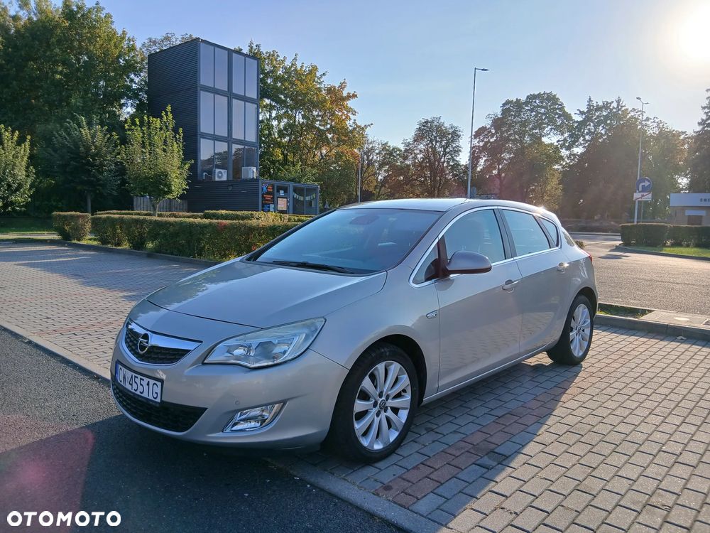 Opel Astra 2010