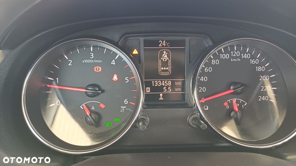 Nissan Qashqai 1.5 dCi Tekna - 14