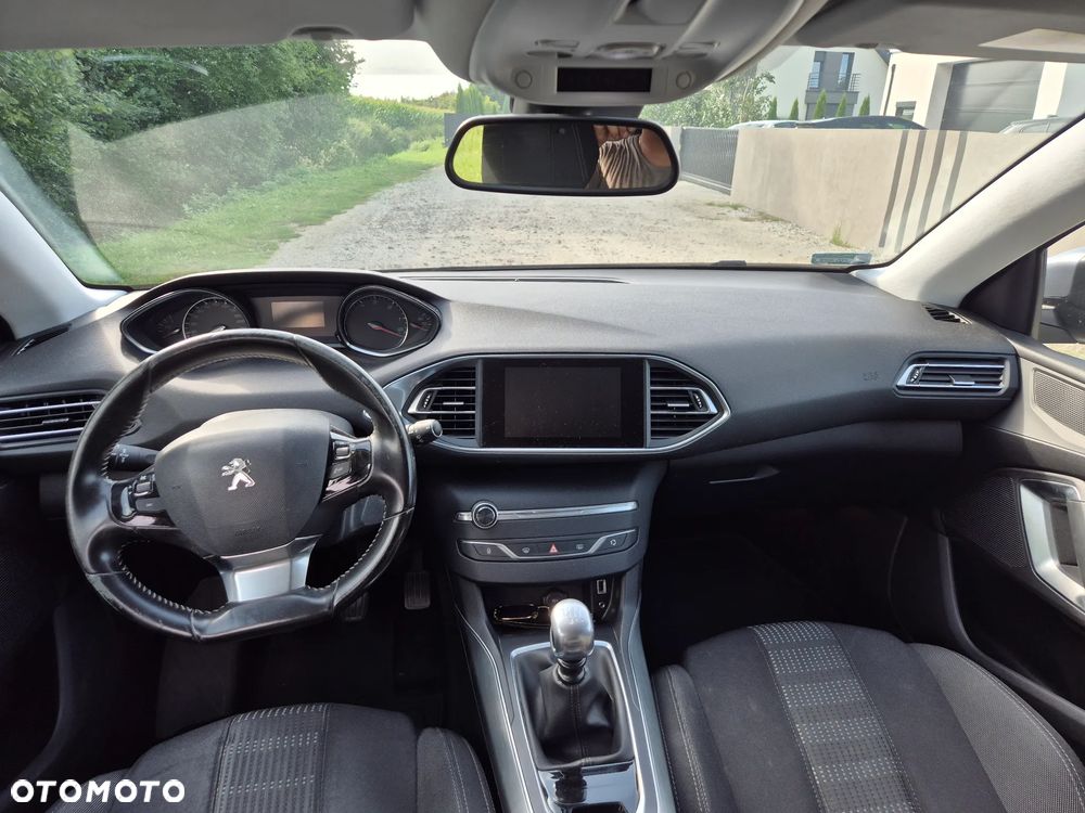 Peugeot 308 1.6 BlueHDi Allure S&S - 6