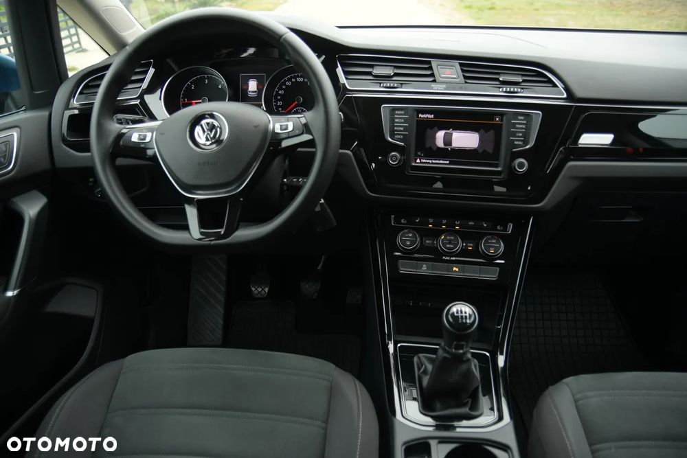 Volkswagen Touran 2.0 TDI SCR Highline - 21