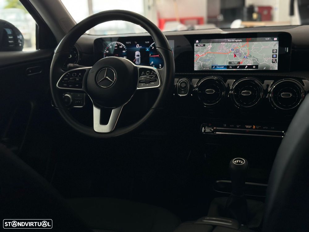 Mercedes-Benz A 180 d Style Plus - 34
