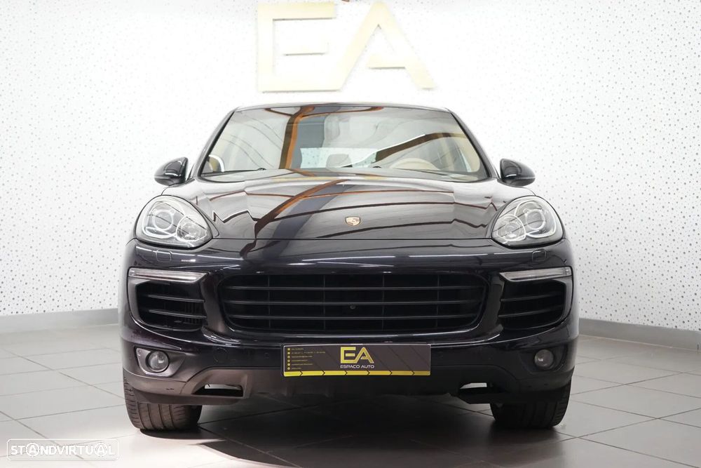 Porsche Cayenne 3.0 V6 - 2