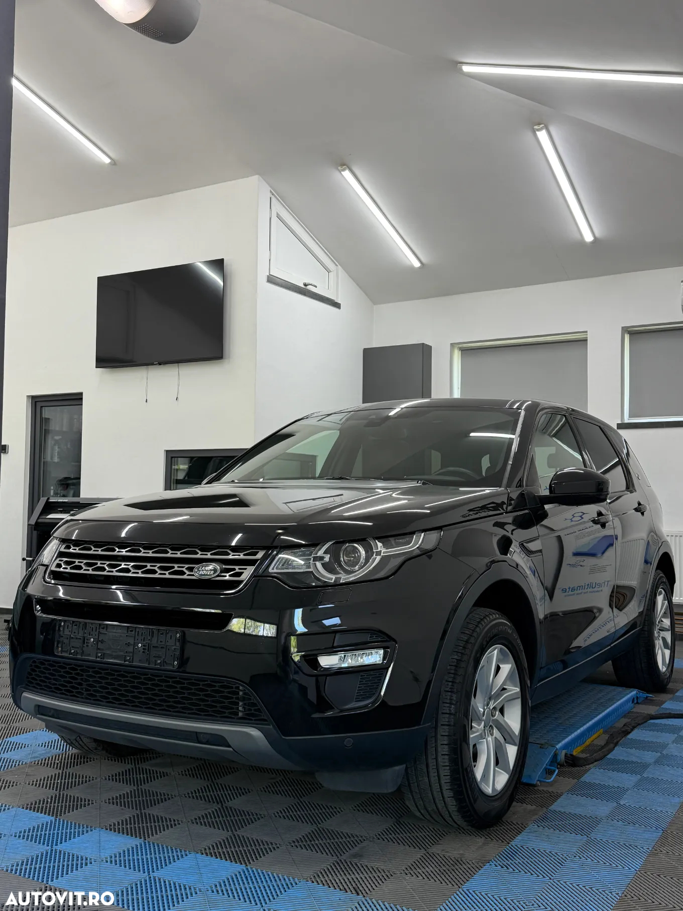 Land Rover Discovery Sport 2.0 l TD4 HSE Aut. - 3