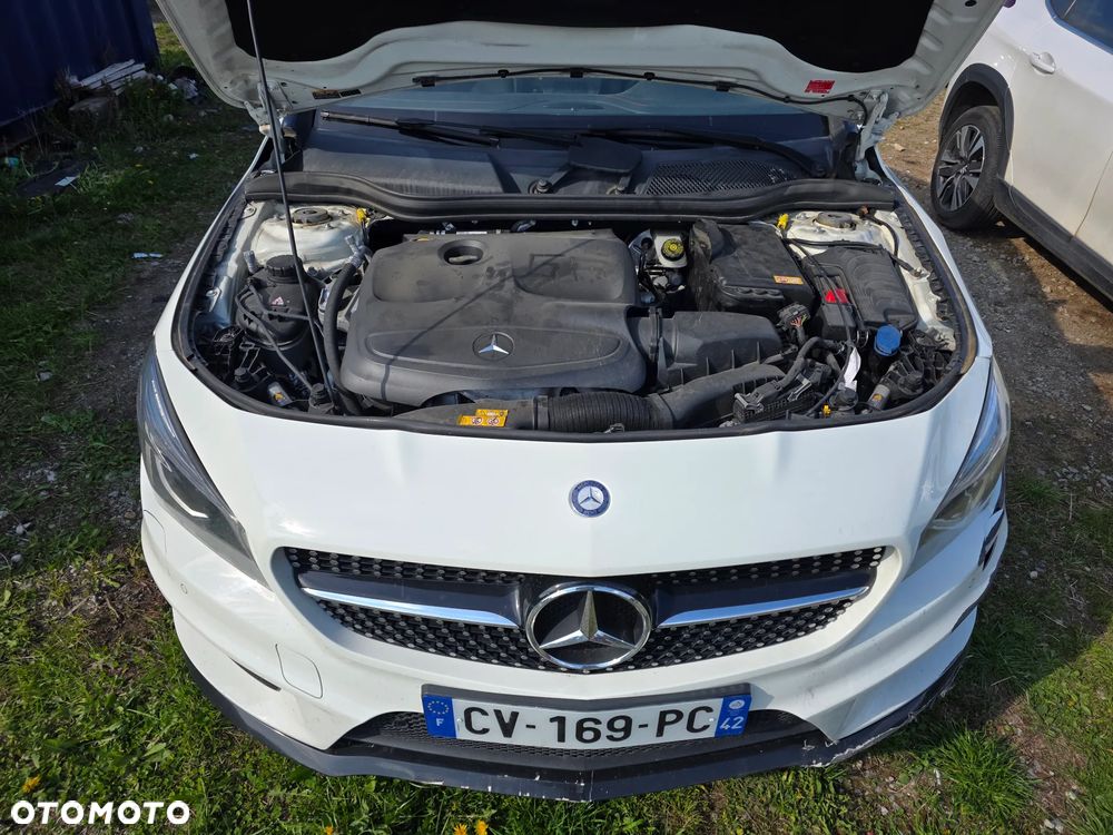 Mercedes-Benz CLA 250 7G-DCT AMG Line - 12