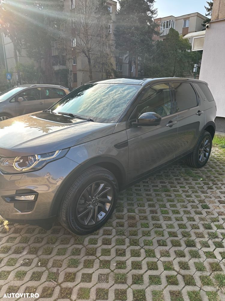 Land Rover Discovery Sport - 12