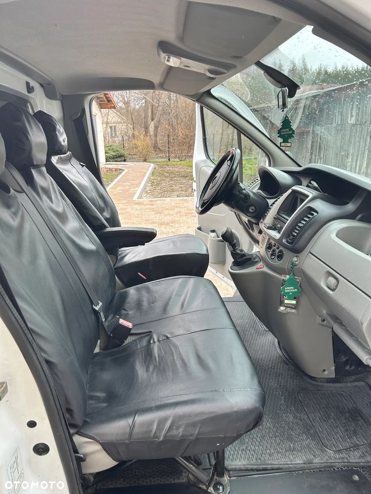 Opel Vivaro - 9