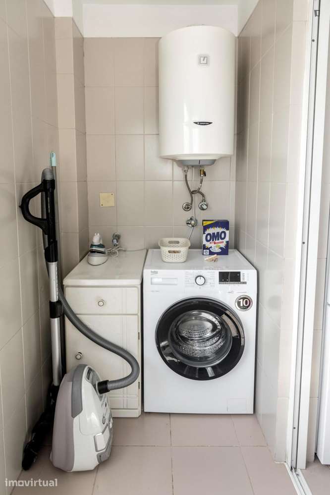 Apartamento com 1 quartos - localizado em Valbom Porto - Grande imagem: 4/15