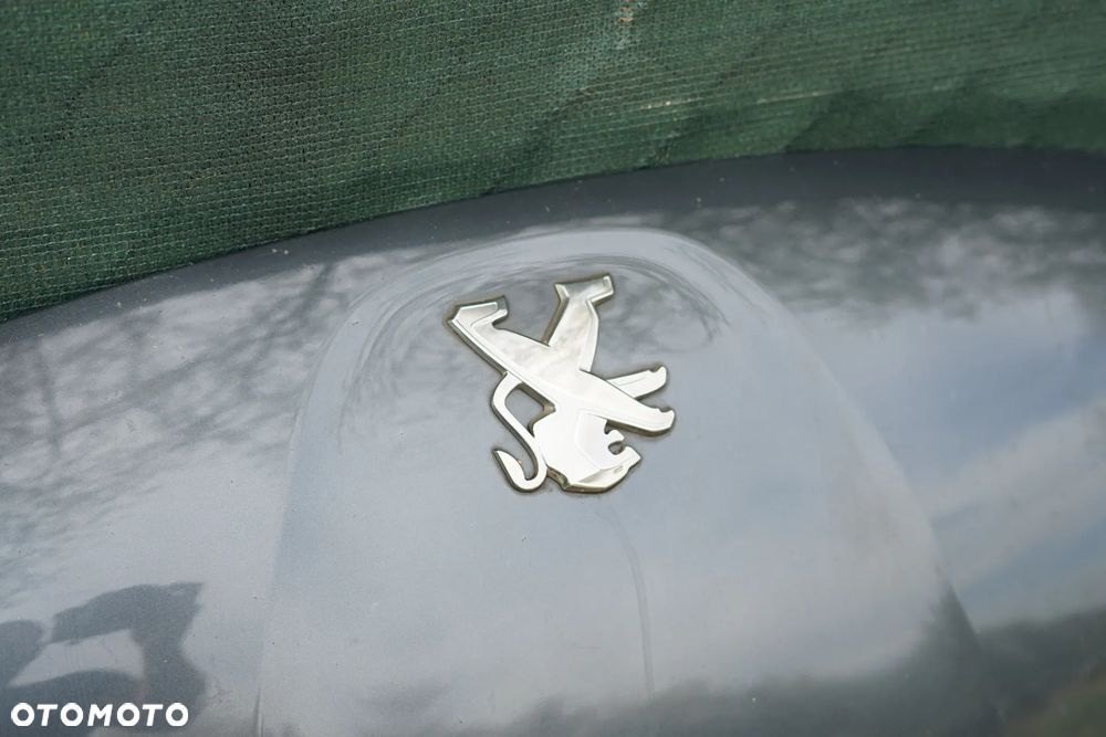 Maska pokrywa silnika Peugeot 107 Lift KTA - 3