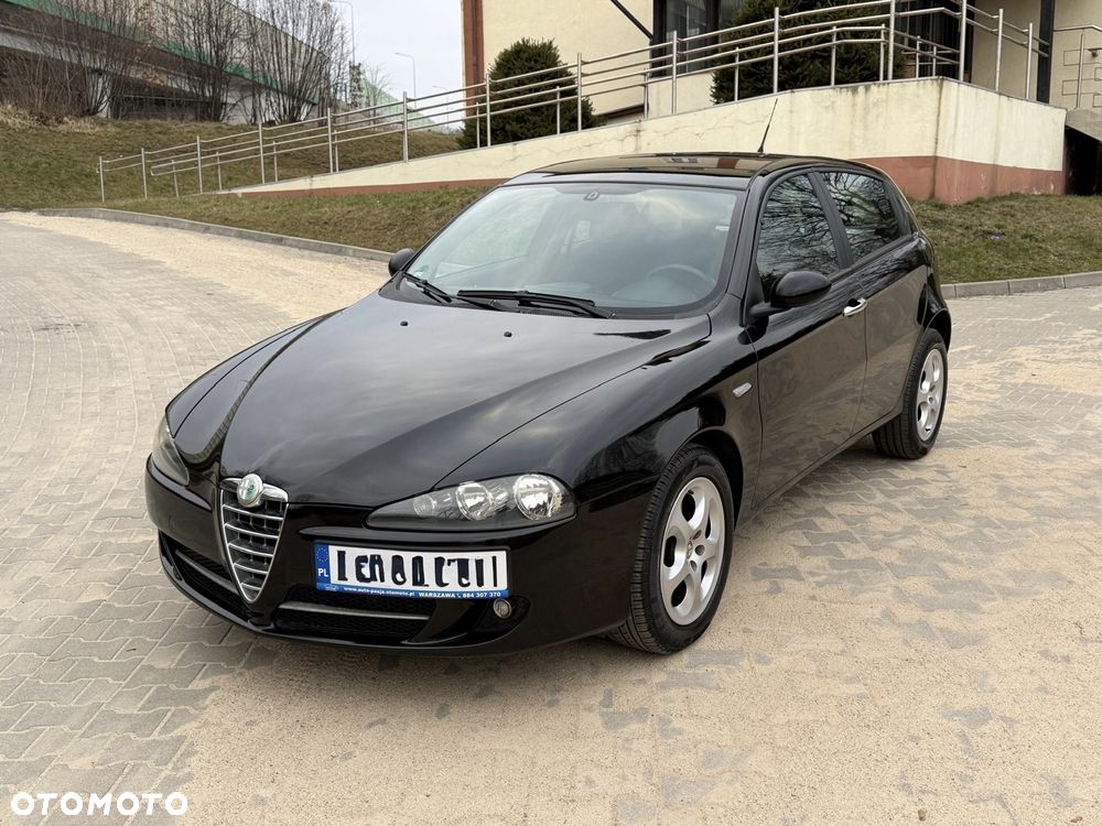 Alfa Romeo 147 1.6 Twin Spark 16V - 1