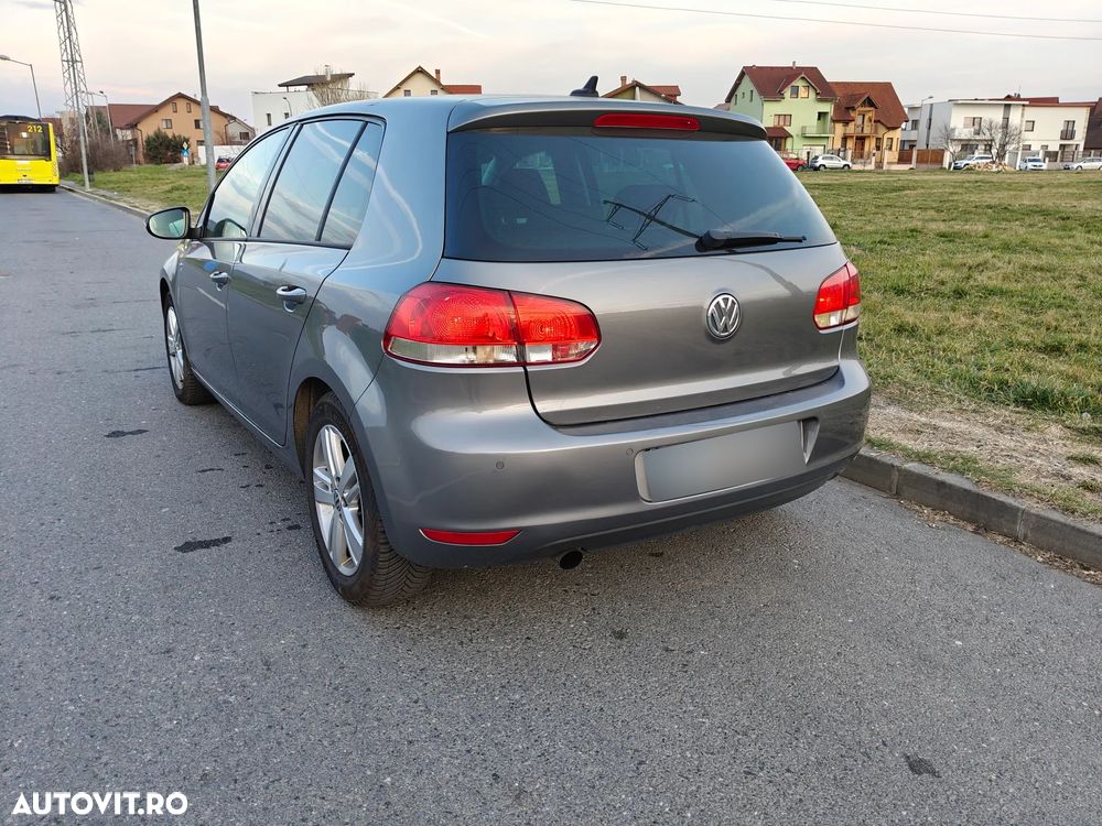 Volkswagen Golf - 3
