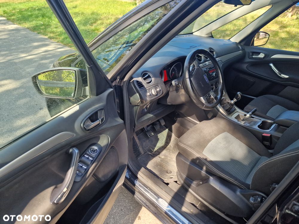 Ford Galaxy 2.0 TDCi Platinium X - 31