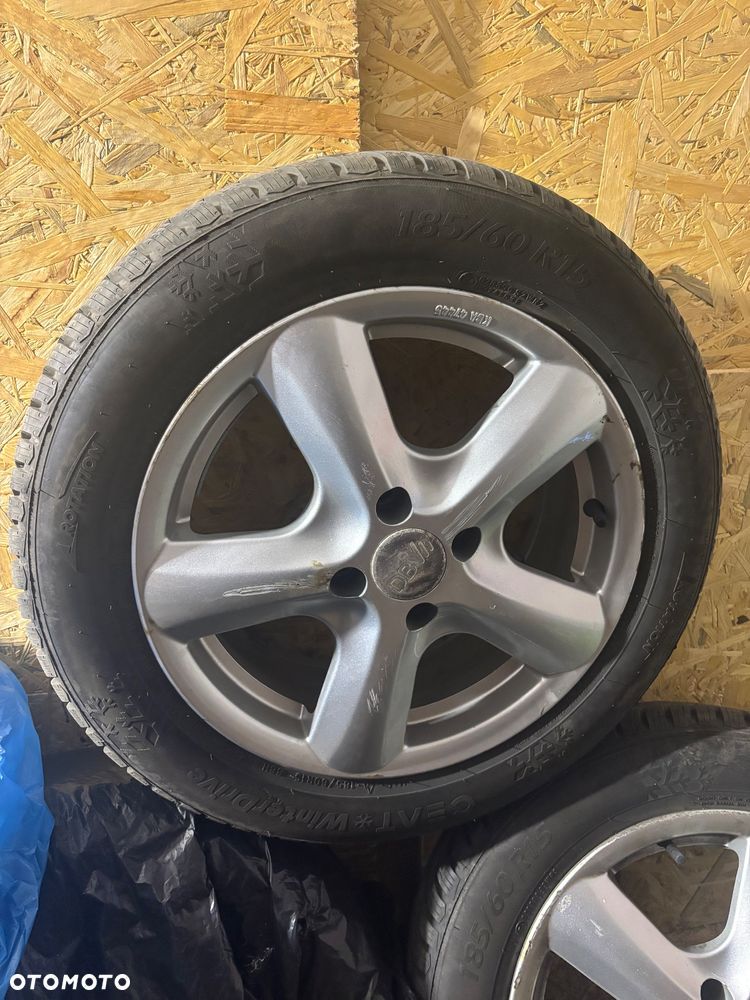 Renault Clio 1.2 16V 75 Experience - 9