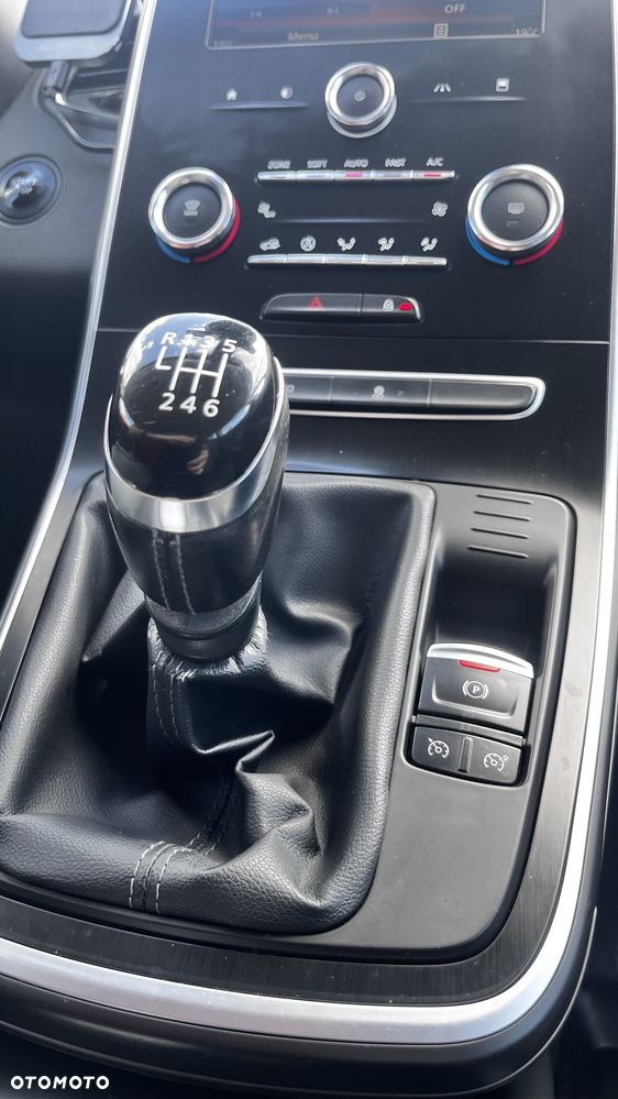 Renault Scenic ver-1-2-tce-energy-zen - 8