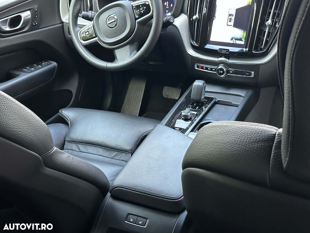 Volvo XC 60 B4 D Ultimate Dark - 7