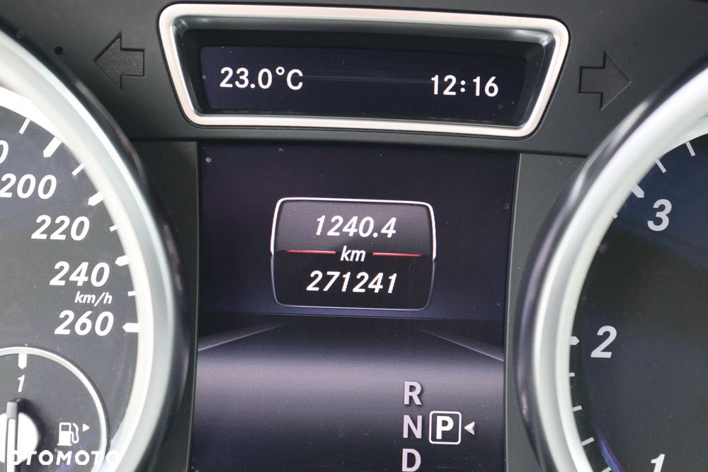 Mercedes-Benz ML - 12