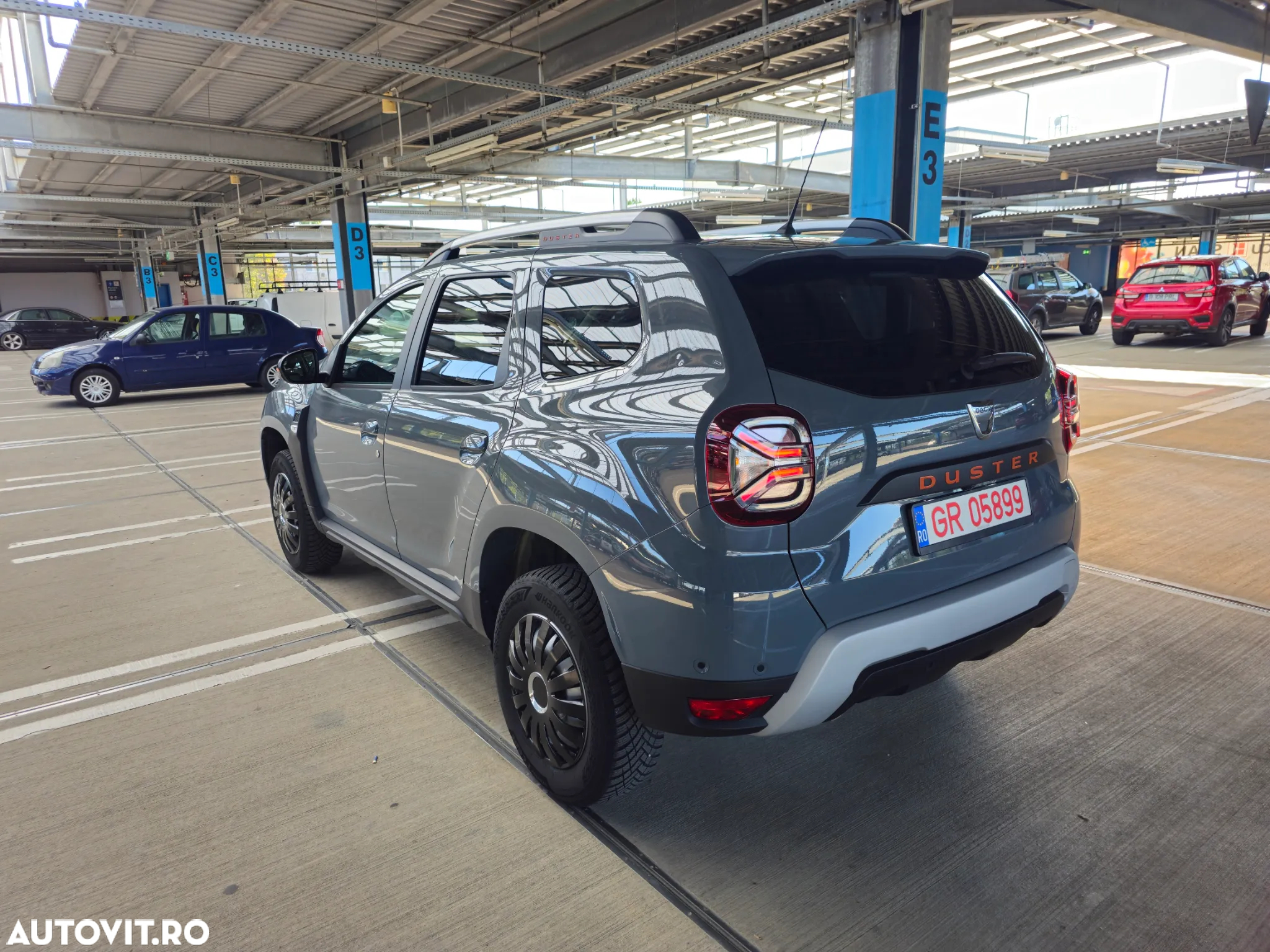 Dacia Duster TCe 150 4X4 Extreme - 4