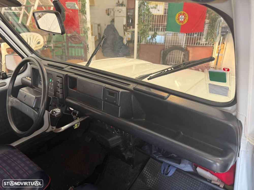 Renault 4 1.1 GTL - 3
