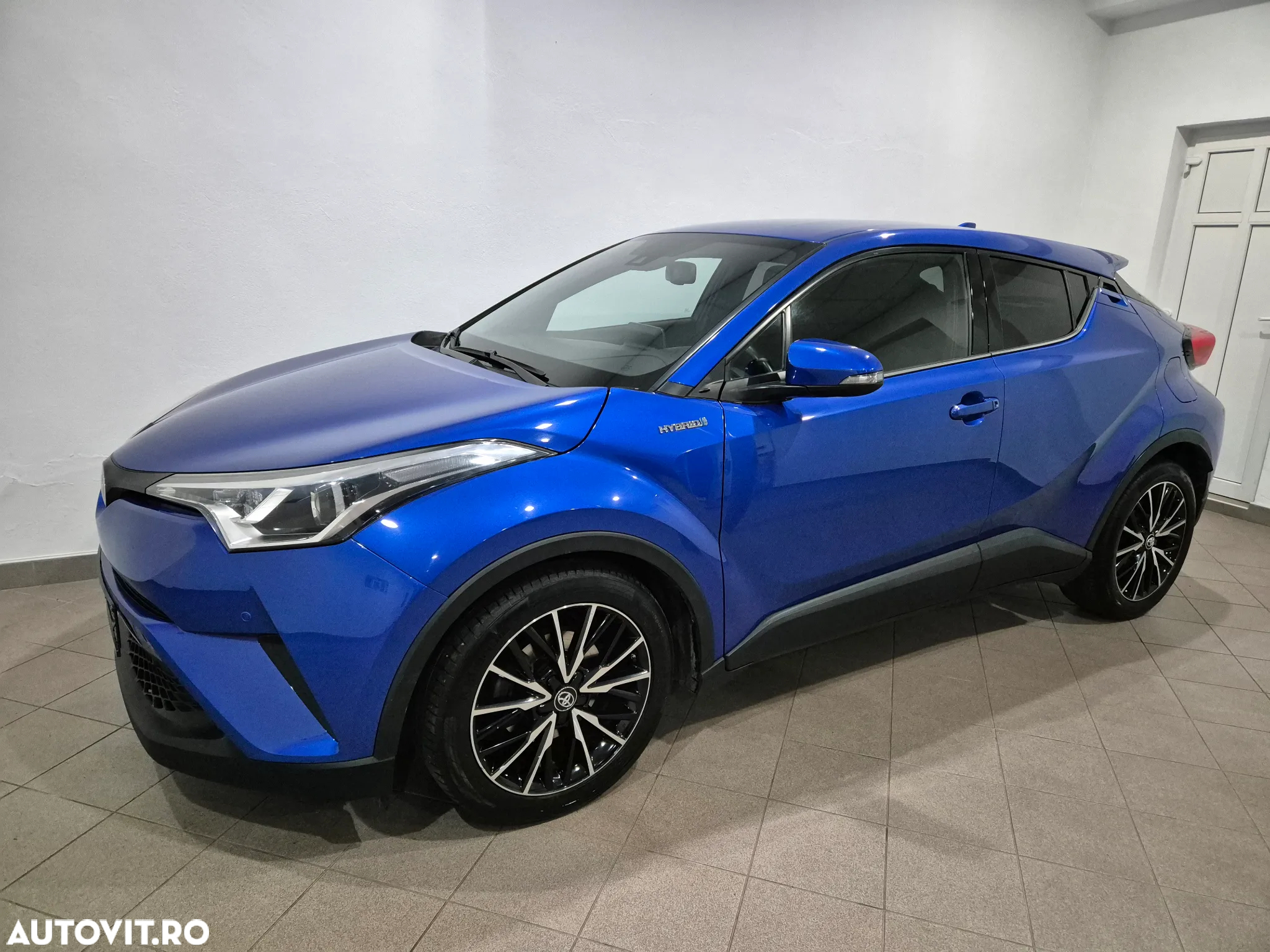Toyota C-HR 1.8 HSD 122 CP 4x2 CVT Style - 27