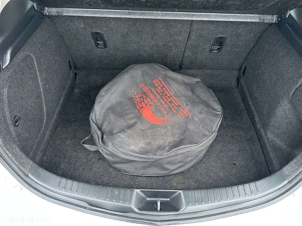 Mazda 3 - 11