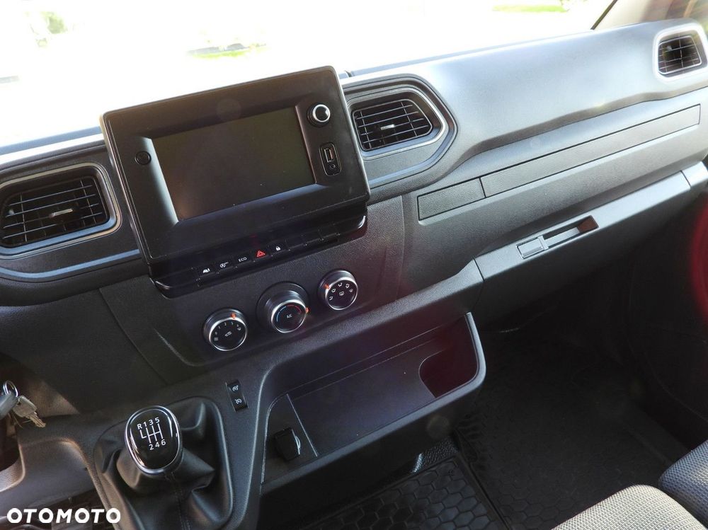 Renault MASTER KONTENER WINDA 8 PALET TEMPOMAT LEDY BLIŹNIACZE KOŁA KLIMATYZACJA  145KM - 31
