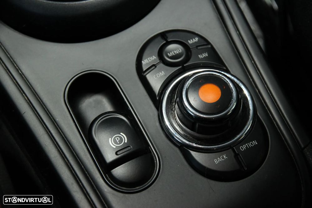 MINI Countryman Cooper SE ALL4 Auto - 15