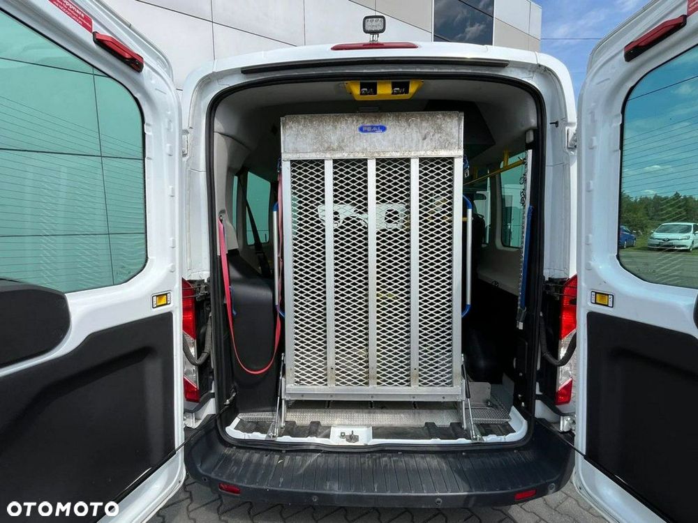 Ford Transit - 13