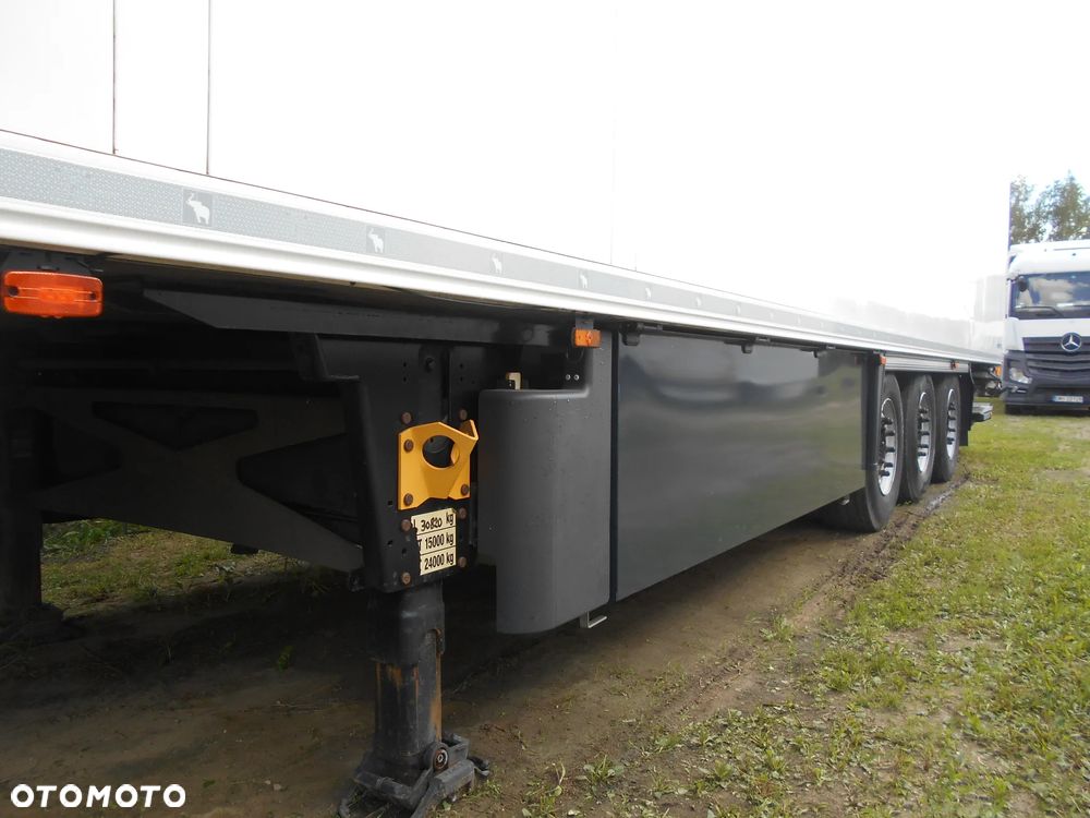 Schmitz Cargobull chłodnia multitemperatura - 10