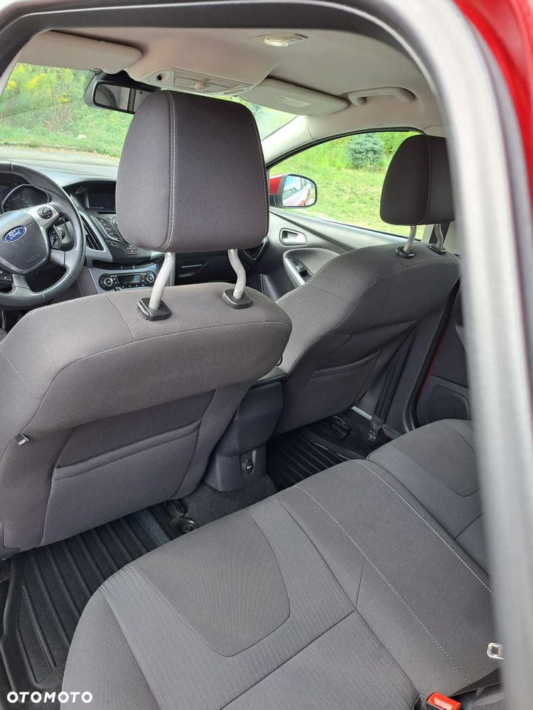 Ford Focus 1.6 EcoBoost Titanium - 12