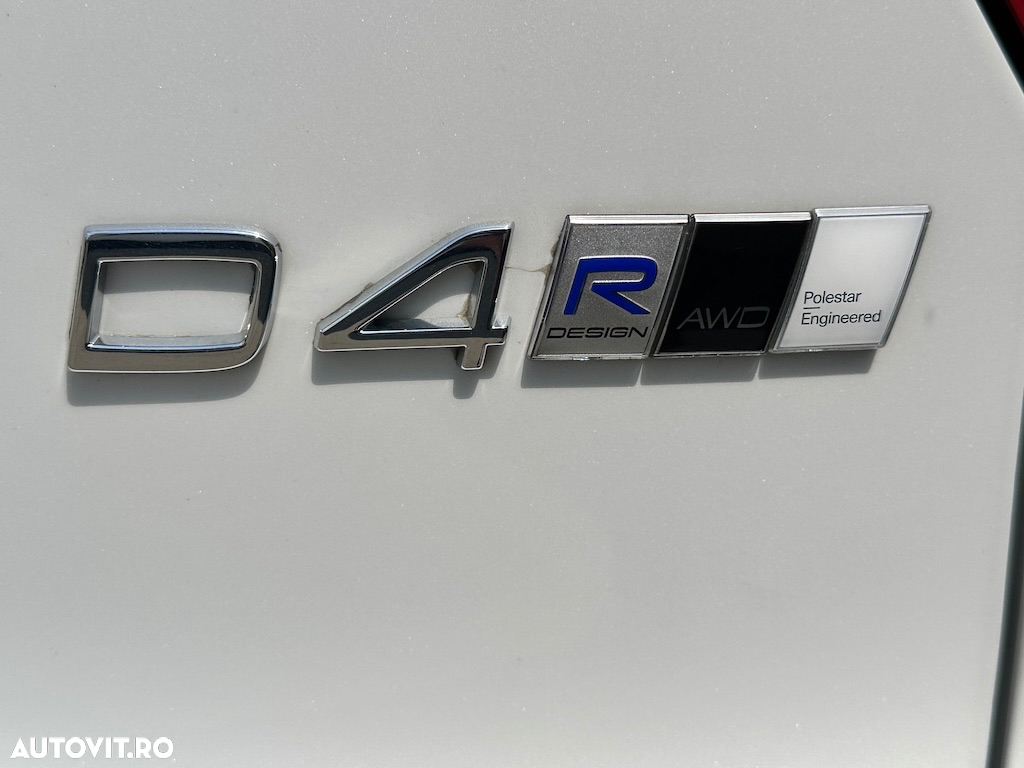 Volvo XC 40 D4 AWD R-Design - 21